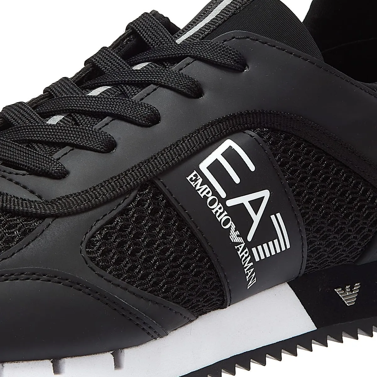 EA7 XK050 Black / White Trainers